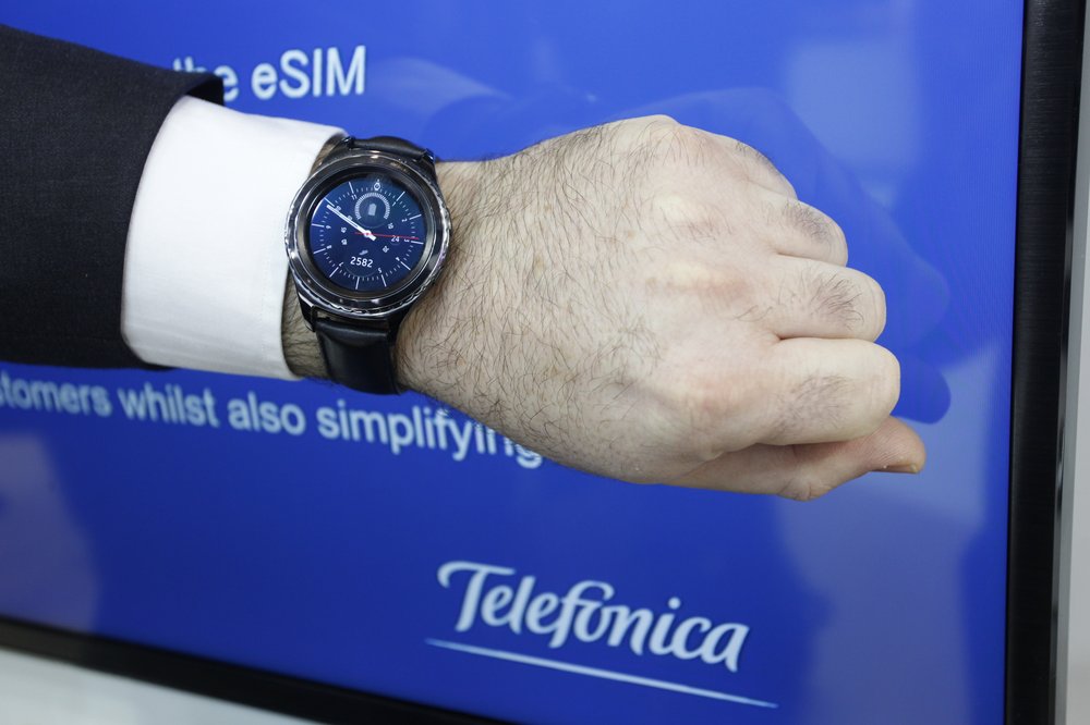 ESIM USE CASES FOR DIFFERENT DEVICES SUCH AS WEARABLES AND SMARTWATCHES IN MWC
