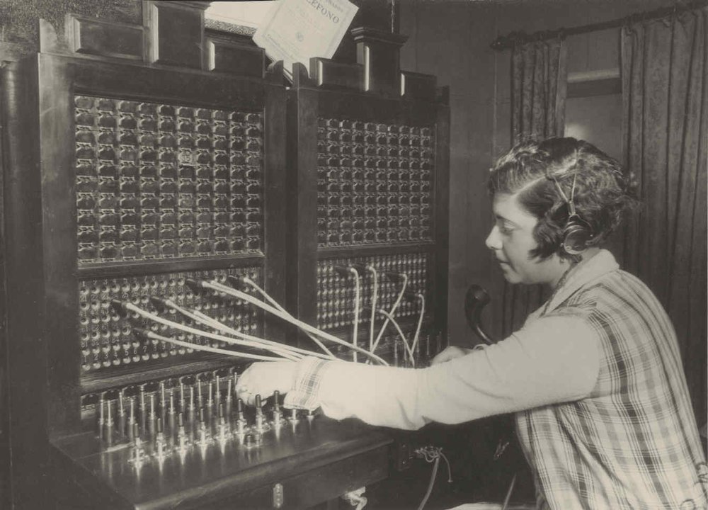 Menorca. Mahon. The switchboard with the telephonist Rosa Abril.