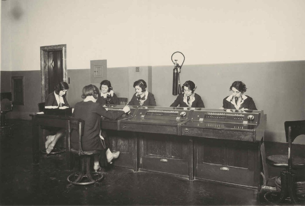 Complaints desk at the Gran Vía headquarters.