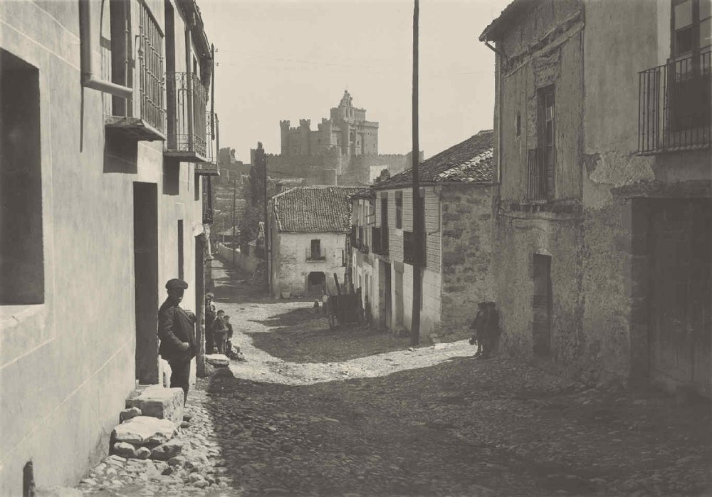 A street in Turégano.