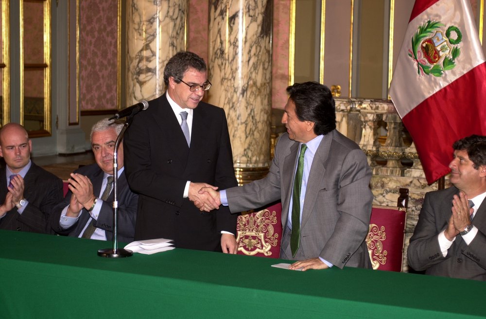 CÉSAR ALIERTA CONVEYS TO ALEJANDRO TOLEDO, PRESIDENT OF PERU, TELEFÓNICA'S COMMITMENT TO TELECOMMUNICATIONS DEVELOPMENT IN THE COUNTRY