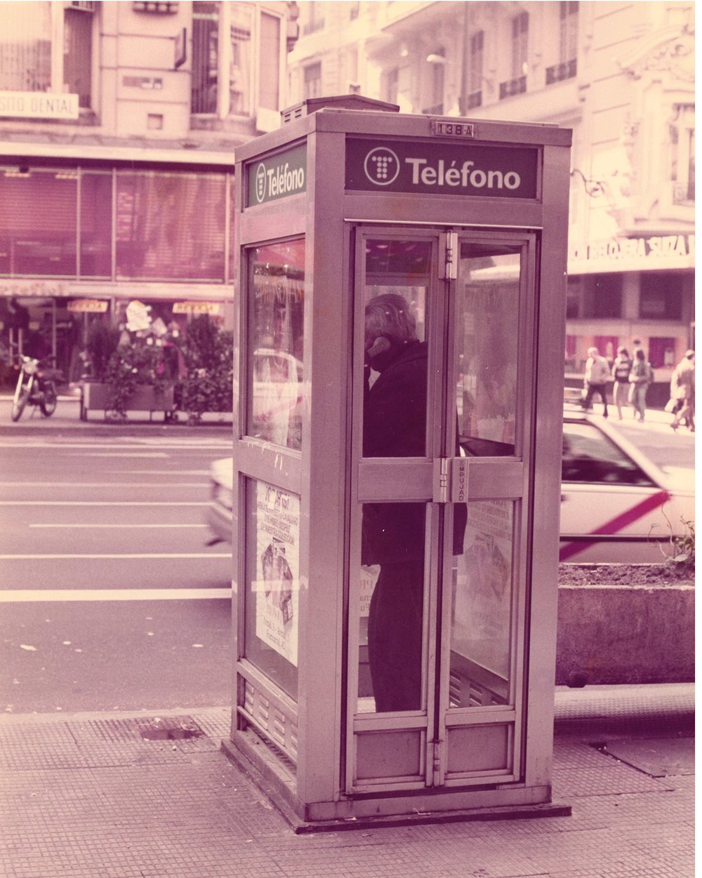 PHONE BOX ON MADRID'S GRAN VIA