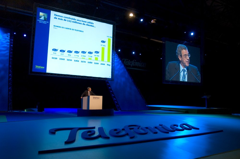 TELEFÓNICA REACHES MORE THAN 115 MILLION CUSTOMERS WORLDWIDE