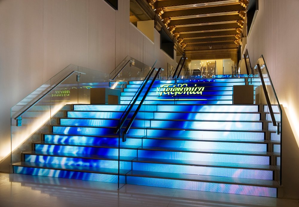 INTERIOR STAIRCASE OF TELEFÓNICA'S FLAGSHIP STORE IN GRAN VIA