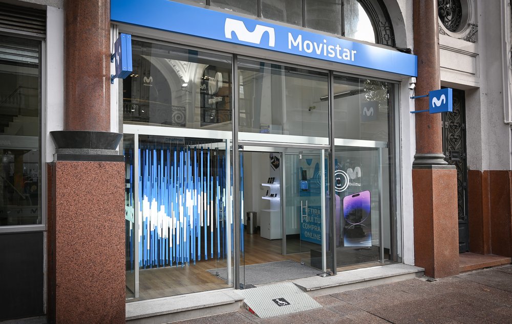 NEW MOVISTAR SHOPS IN LATIN AMERICA AFTER BELLSOUTH ACQUISITION