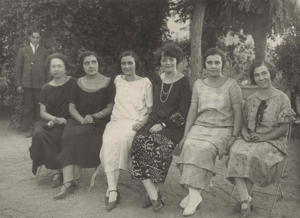 Young ladies employed by the Company celebrating the concession in San Fernando del Jarama.