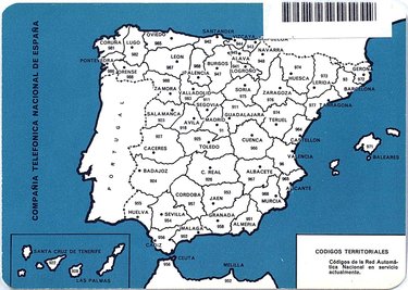 CALENDAR 1974 OF THE NATIONAL TELEPHONE COMPANY OF SPAIN (C.T.N.E.) WITH MAP OF SPAIN AND TELEPHONE PREFIXES BY PROVINCE