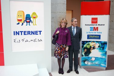 THE COMMUNITY OF MADRID AND TELEFÓNICA COLLABORATE IN "INTERNET EN FAMILIA", AN INITIATIVE TO PROMOTE THE SAFE USE OF INFORMATION TECHNOLOGIES