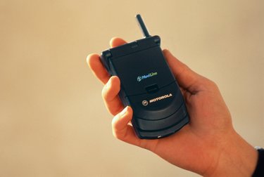 Telefónica en 1990: Internacionalización y Telefonía Móvil