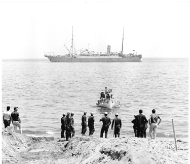 INSTALLATION IN CONIL (CÁDIZ) OF THE NEW TAT-5 SUBMARINE CABLE THAT WILL ALLOW THE CONNECTION BETWEEN SPAIN AND THE UNITED STATES